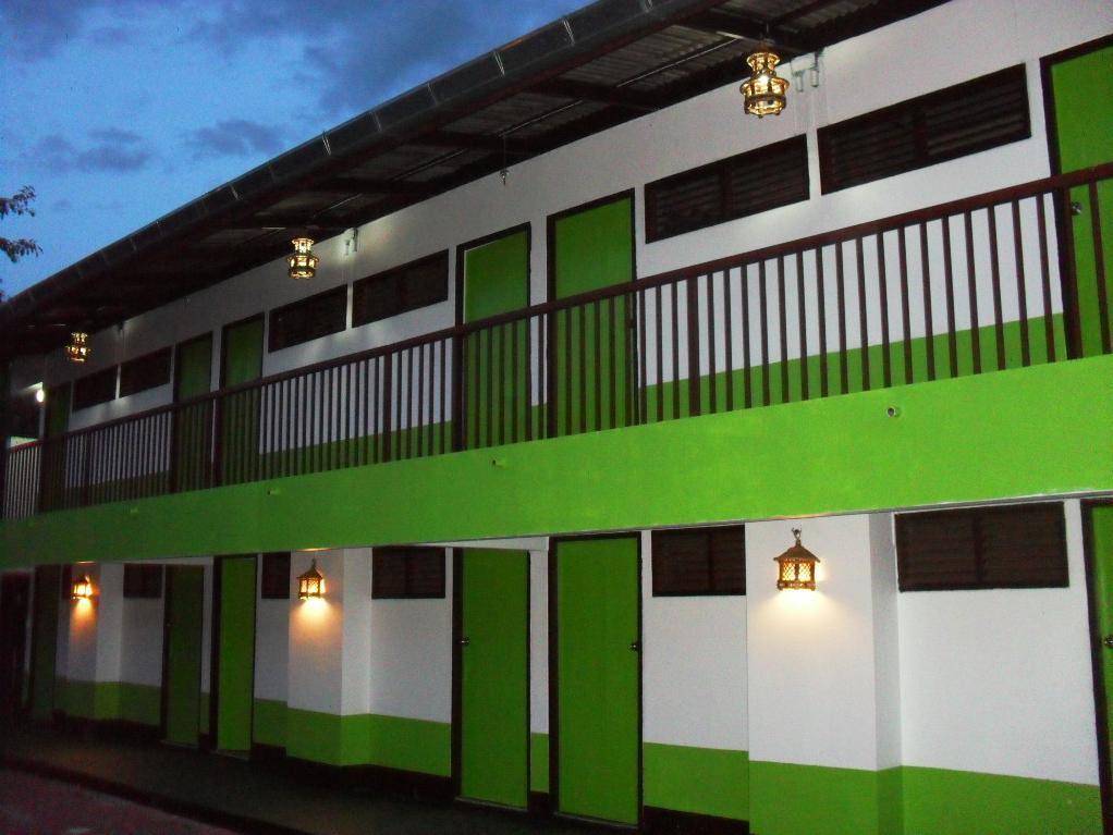 Naruncha Green House Чиангмай Экстерьер фото